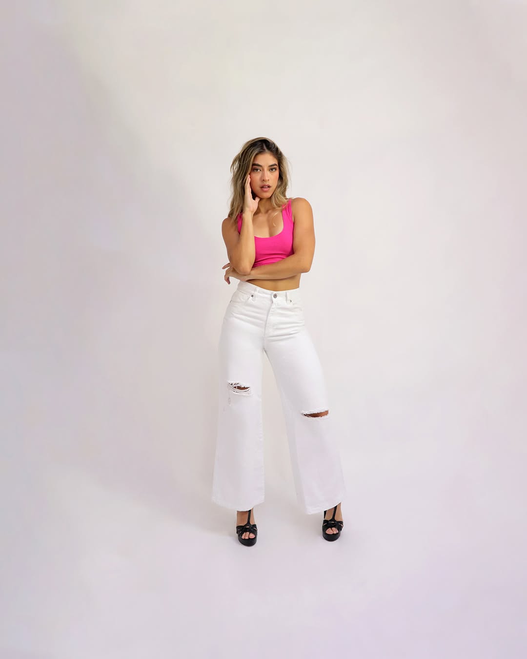 Jean blanco DISÍ con top rosa